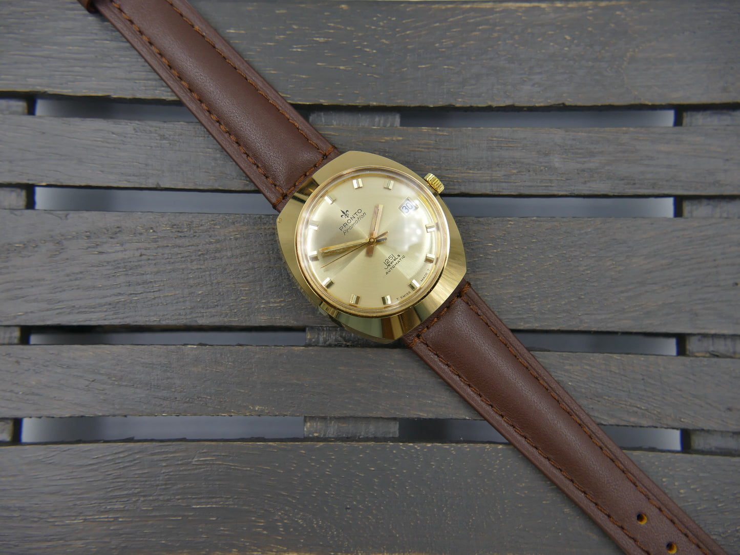 70s Vintage watch mens Pronto Promotion 25j automatic ETA 2772 NOS