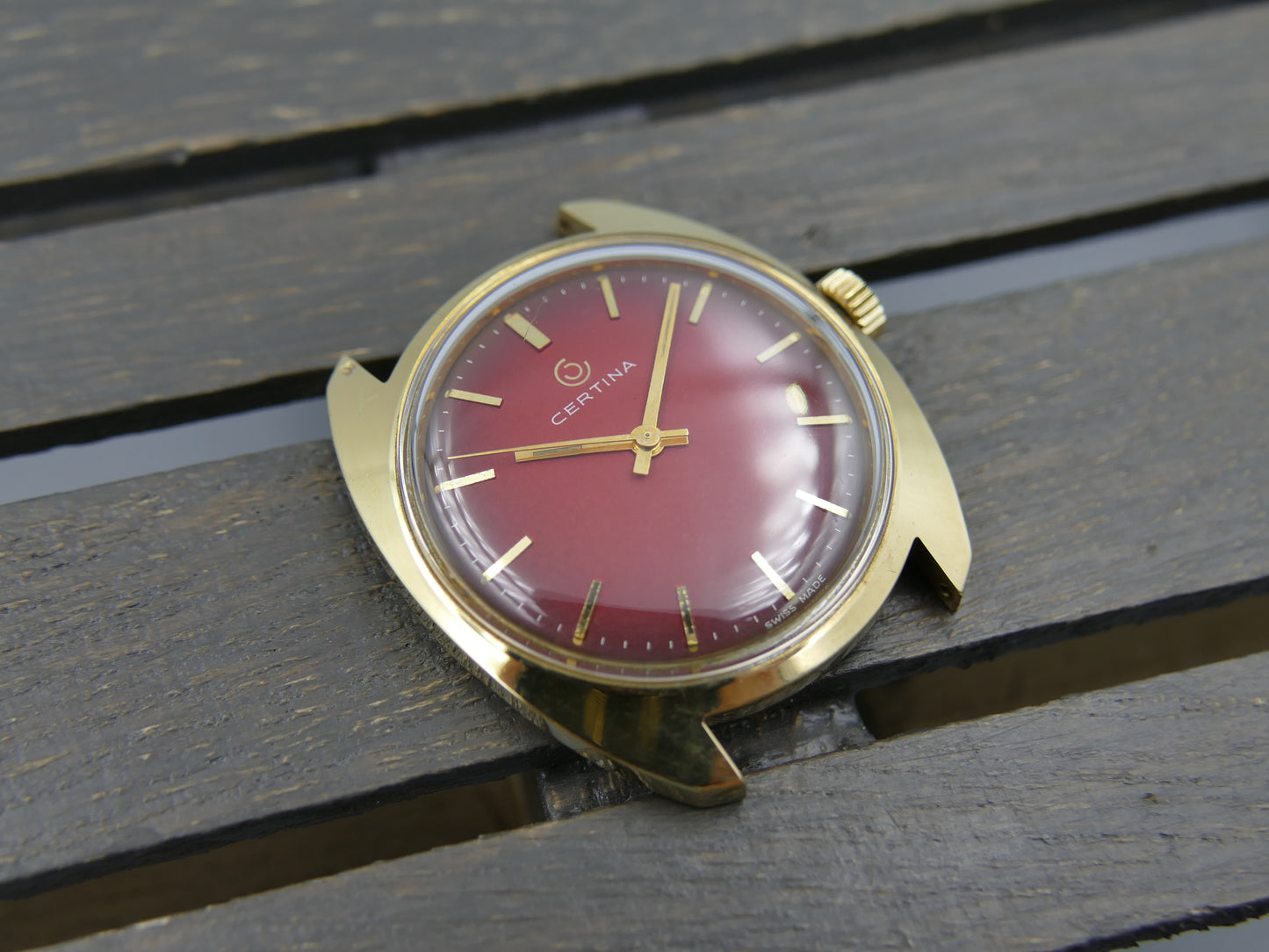 70s vintage watch mens Certina ref 5206 147 hand wind cal 25-66 burgundy dial NOS