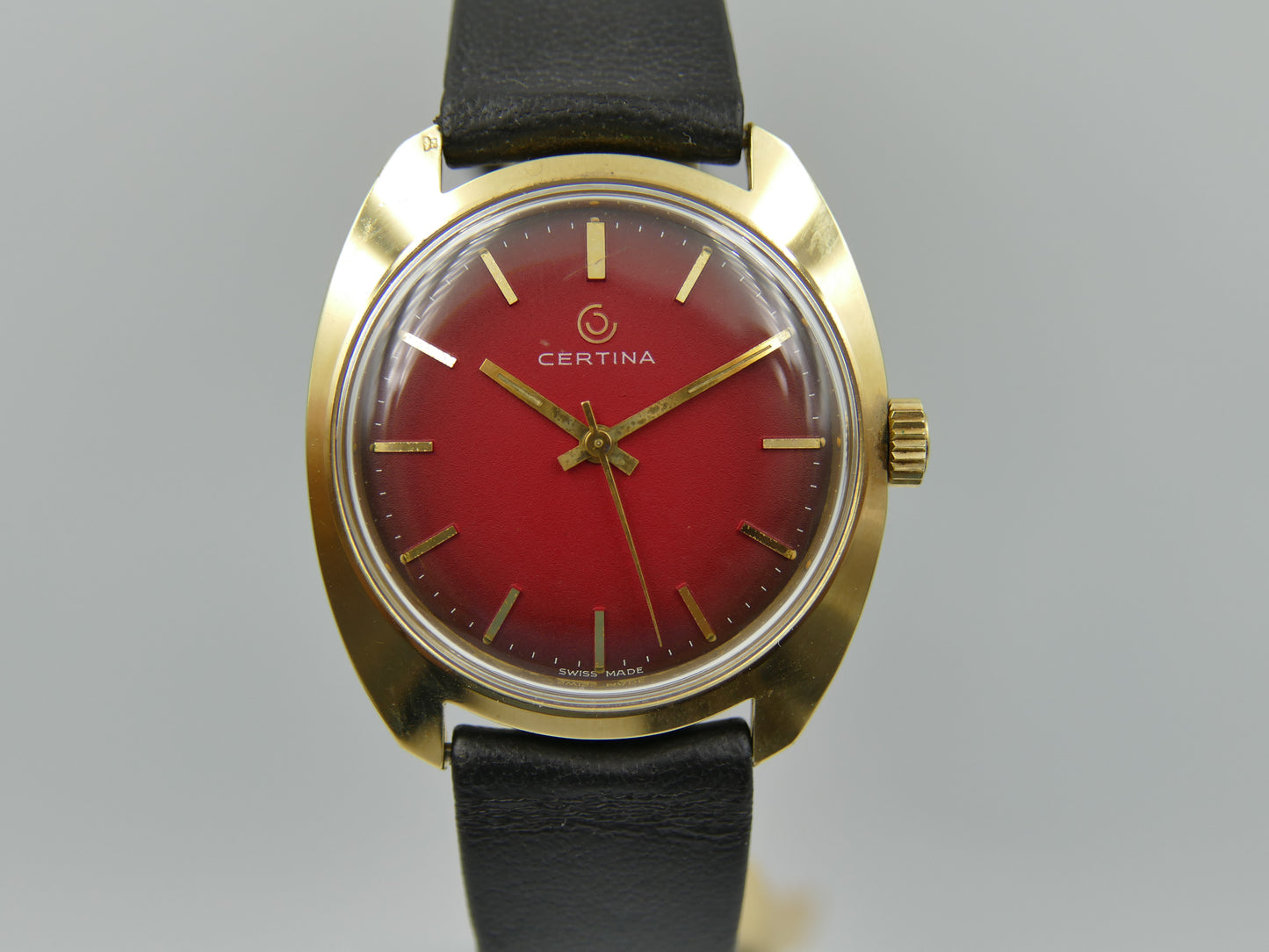 70s vintage watch mens Certina ref 5206 147 hand wind cal 25-66 burgundy dial NOS