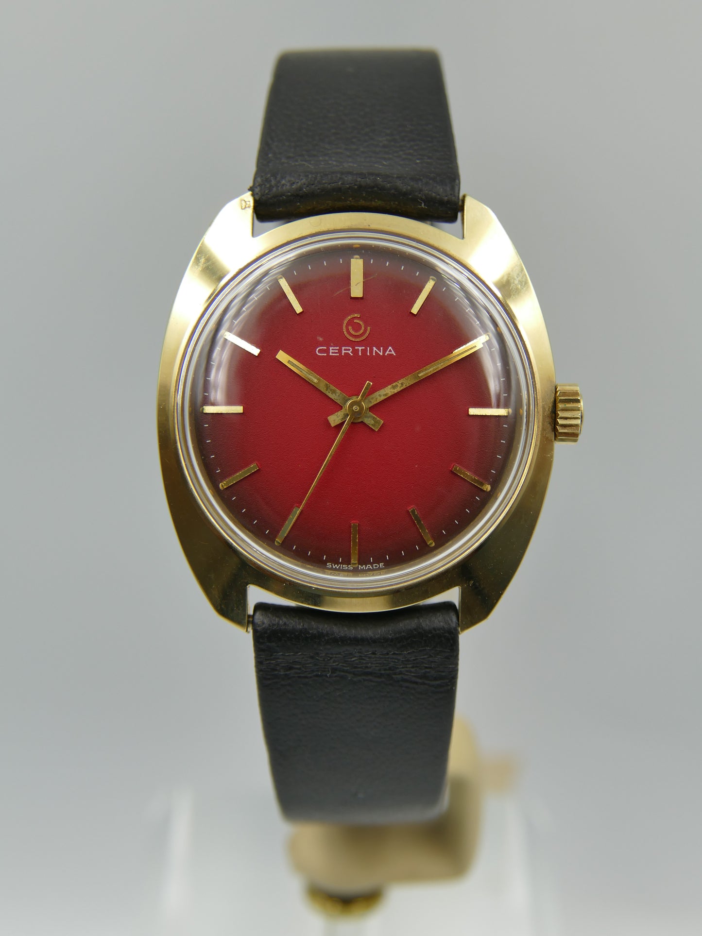 70s vintage watch mens Certina ref 5206 147 hand wind cal 25-66 burgundy dial NOS