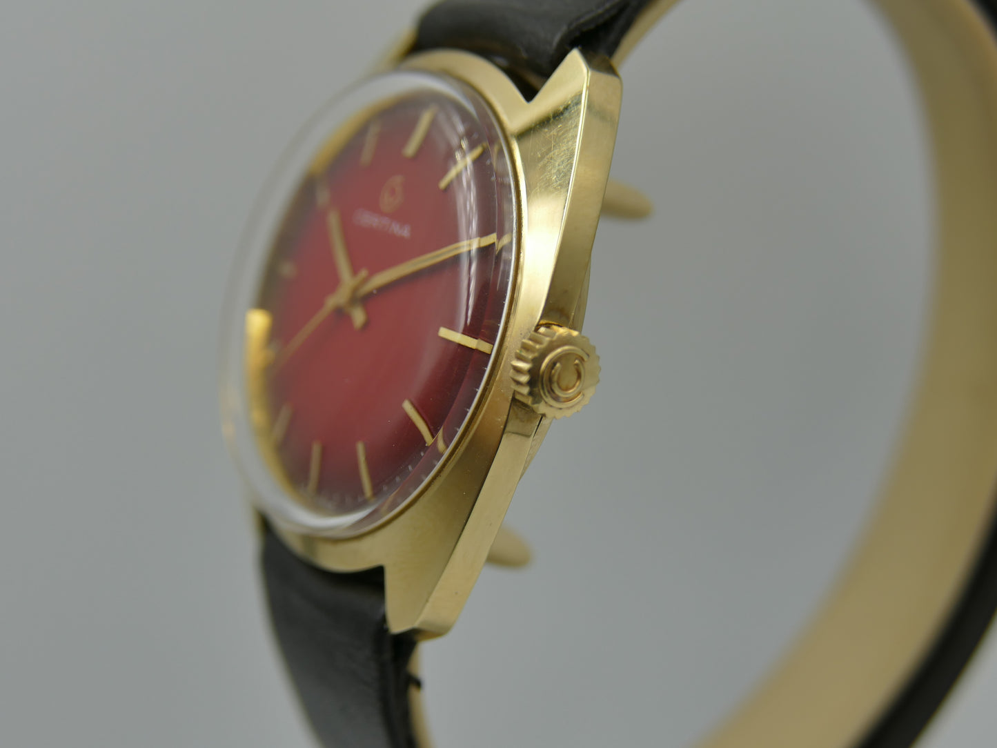 70s vintage watch mens Certina ref 5206 147 hand wind cal 25-66 burgundy dial NOS