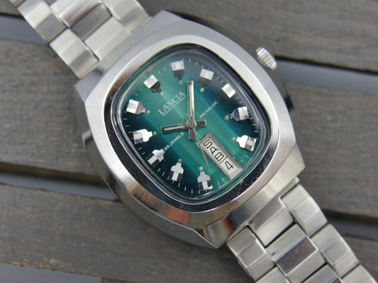 70s vintage watch mens Lancia automatic eta 2789 25j green dial SS serviced