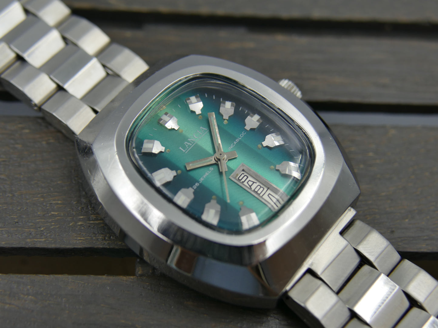 70s vintage watch mens Lancia automatic eta 2789 25j green dial SS serviced