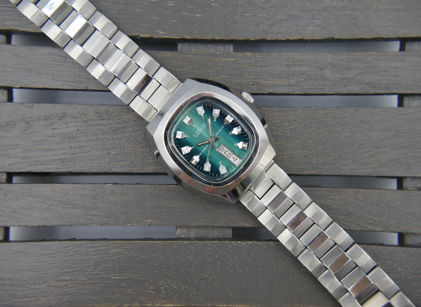 70s vintage watch mens Lancia automatic eta 2789 25j green dial SS serviced