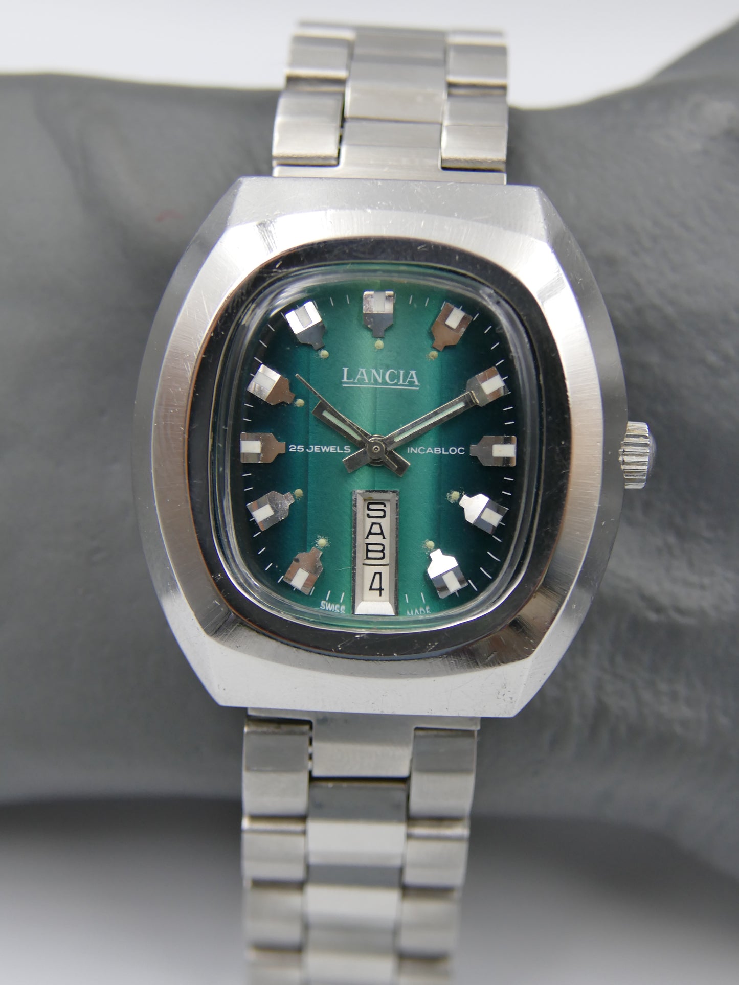 70s vintage watch mens Lancia automatic eta 2789 25j green dial SS serviced