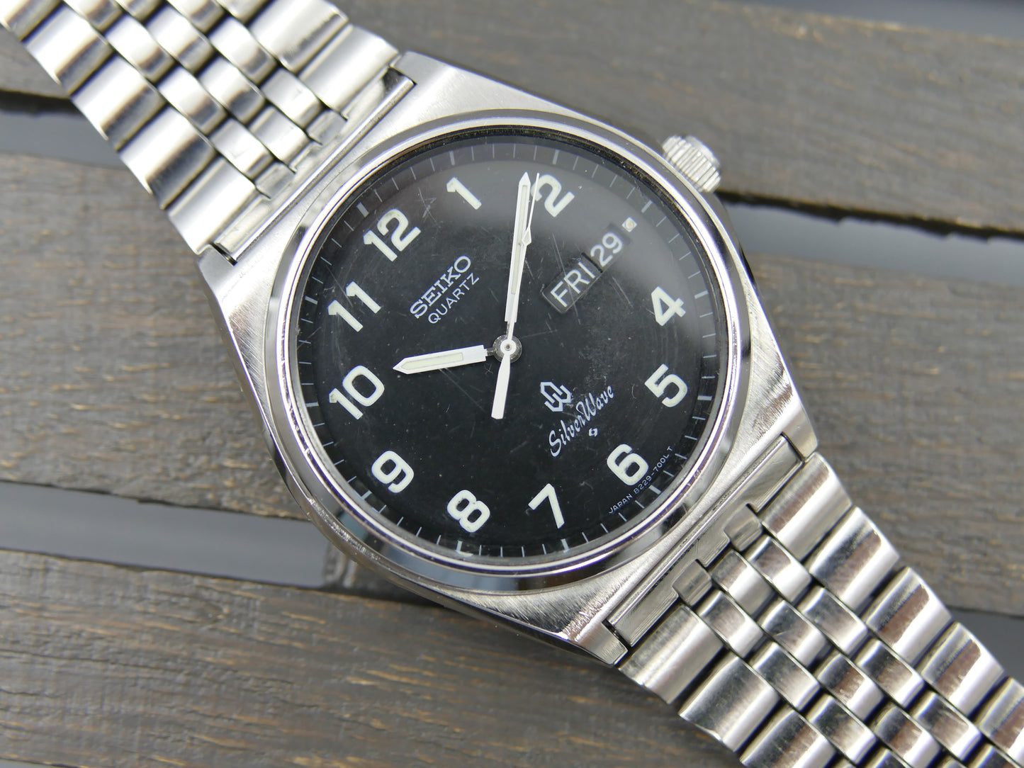 80s vintage watch mens Seiko SilverWave 8229-7000 - Black Dial Field Watch