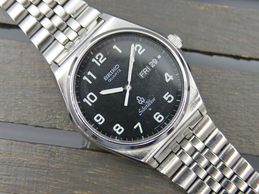 80s vintage watch mens Seiko SilverWave 8229-7000 - Black Dial Field Watch