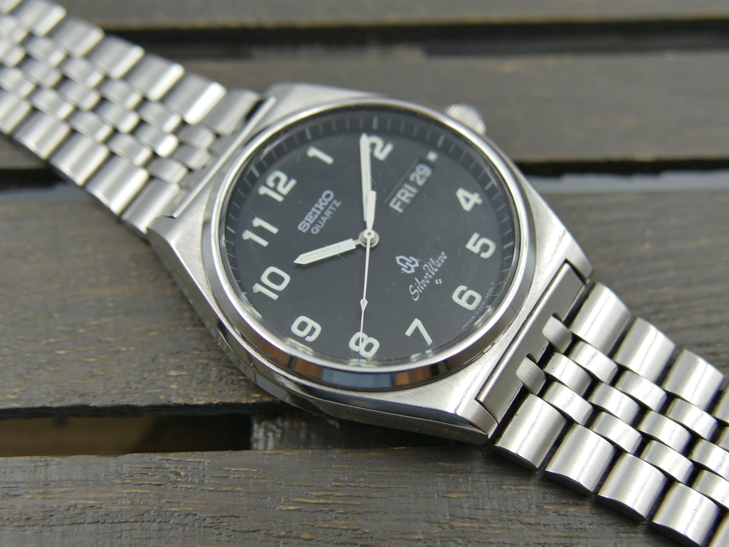 80s vintage watch mens Seiko SilverWave 8229-7000 - Black Dial Field Watch