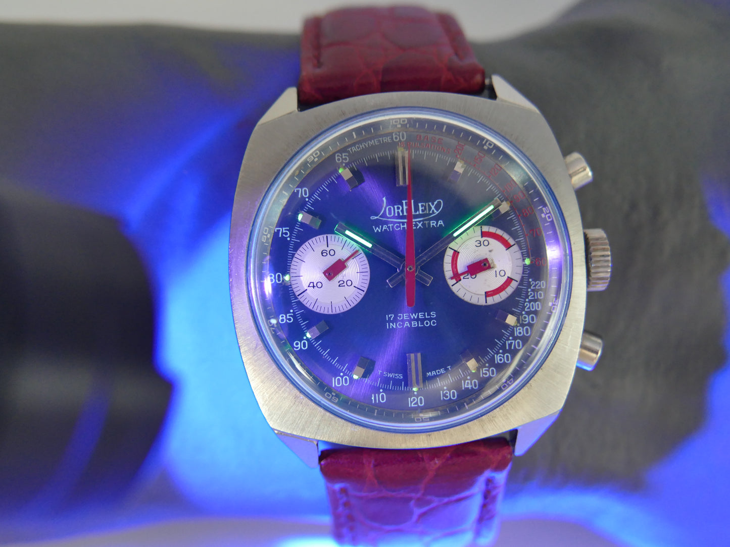 70s vintage watch mens chronograph Loreleix valjoux 7733 blue dial SS