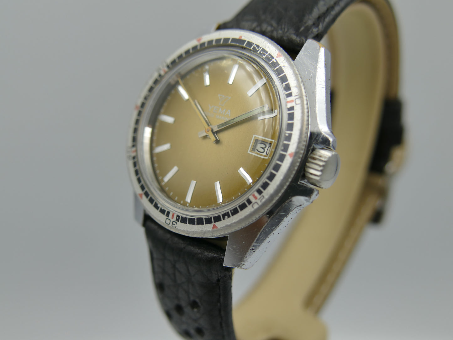 vintage watch mens Yema plongee diver ref. 31 020 1 sous marine hand wind FE 140-1c