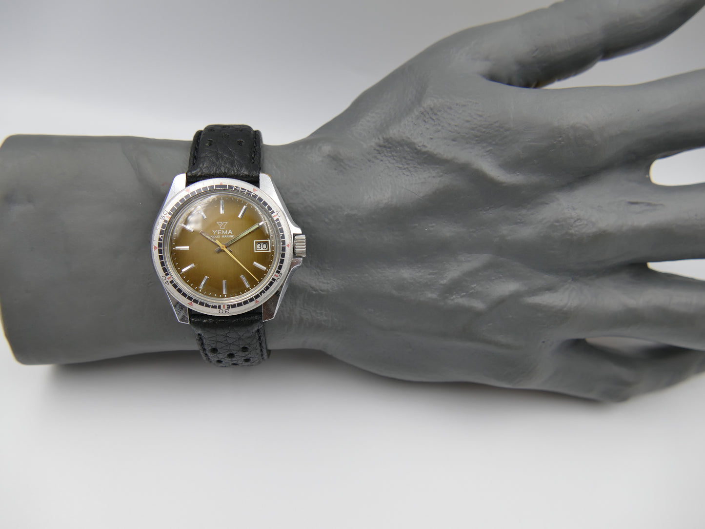 vintage watch mens Yema plongee diver ref. 31 020 1 sous marine hand wind FE 140-1c
