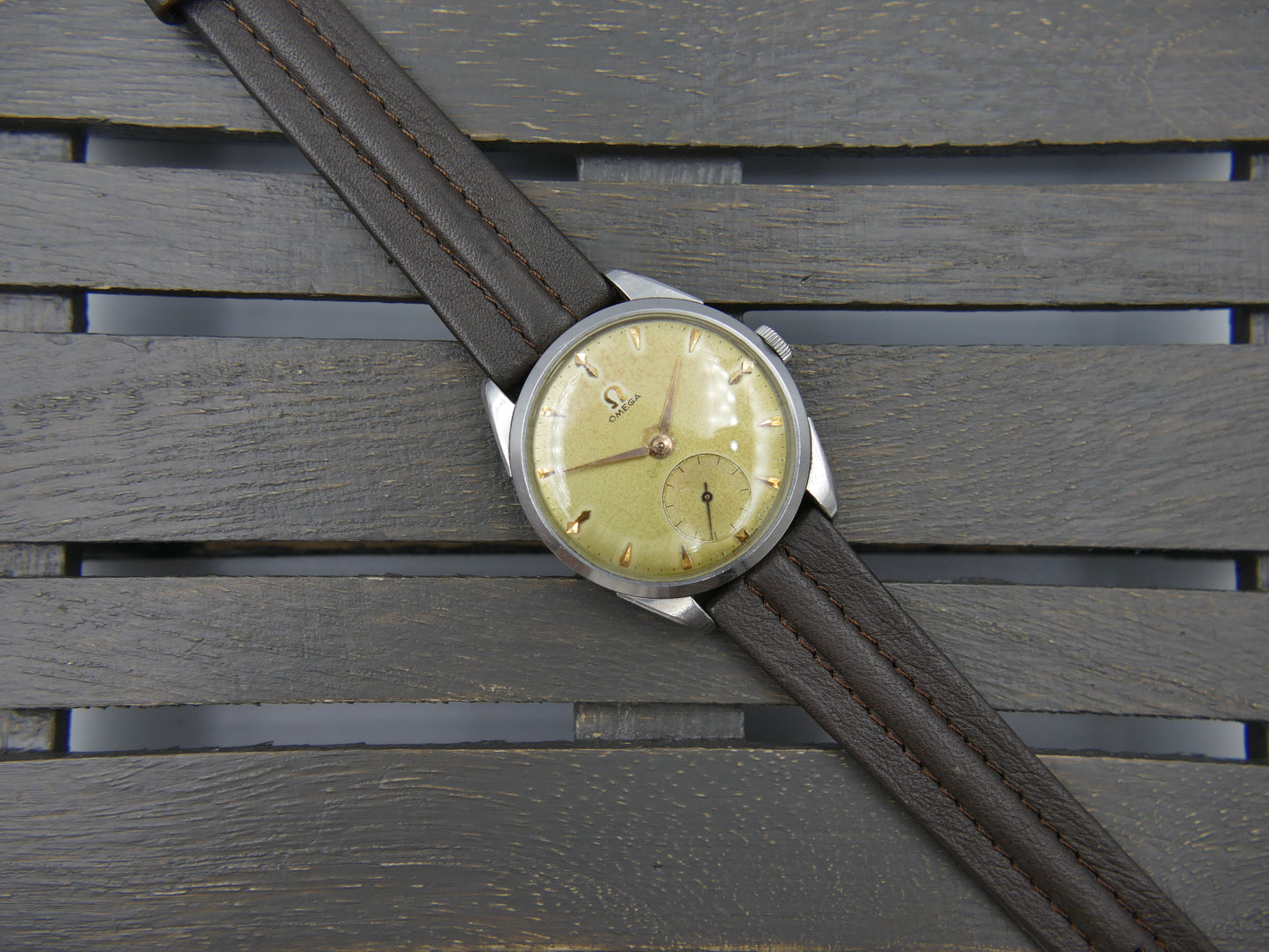 50s vintage watch mens Omega ref. 2900 -5 hand wind cal. 267