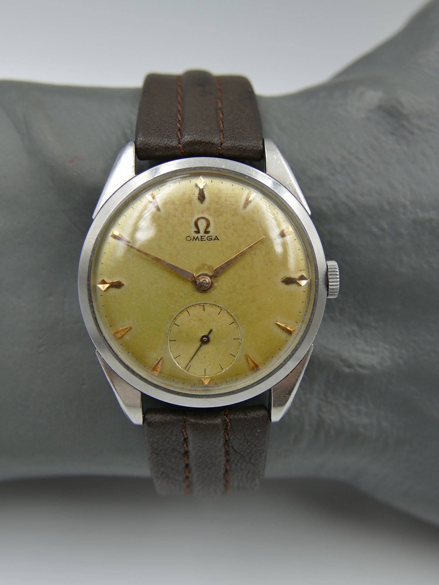 50s vintage watch mens Omega ref. 2900 -5 hand wind cal. 267