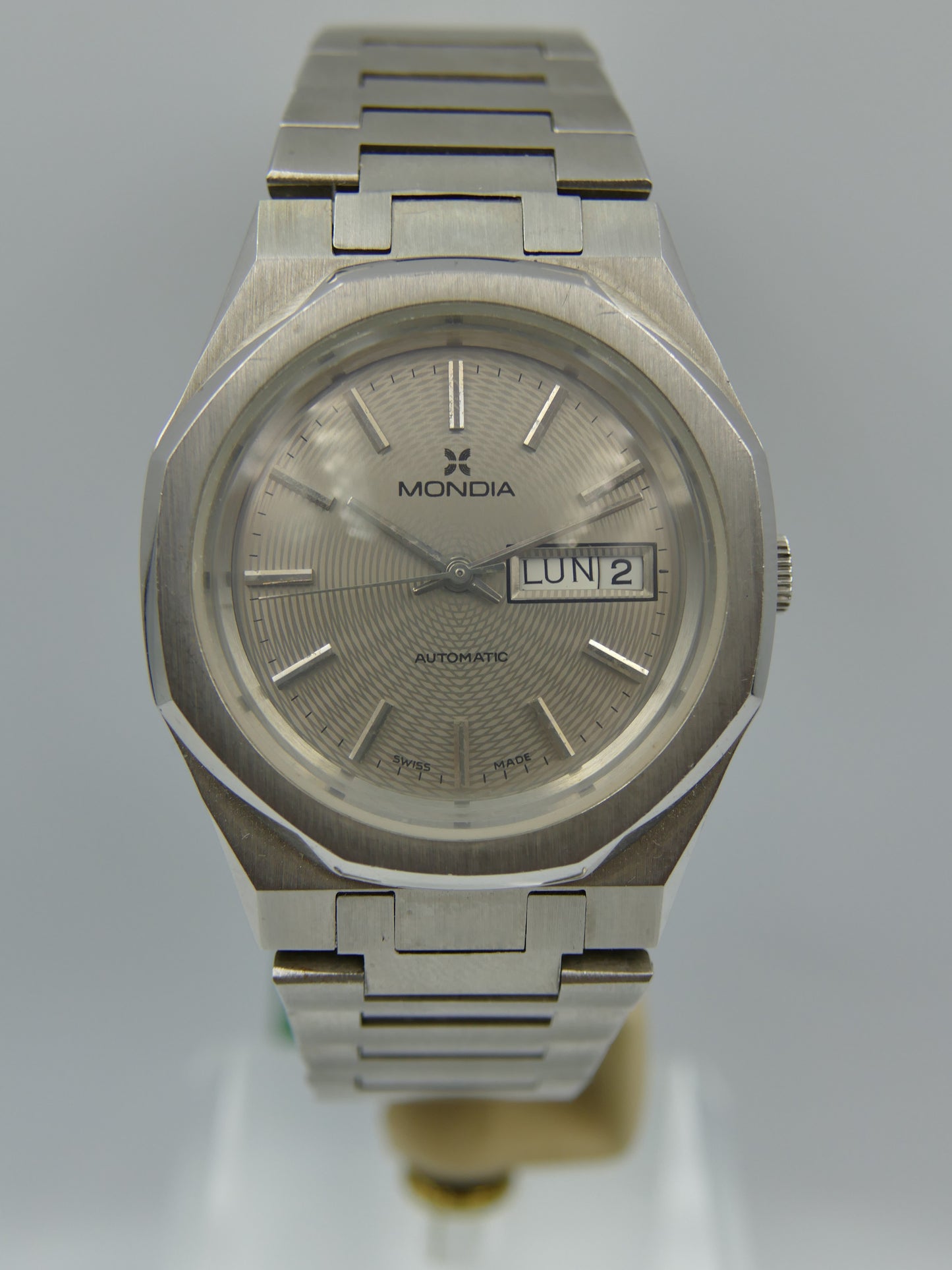 70s vintage watch mens NOS Mondia Royal Oak ref. 26014 automatic eta 2789 38mm