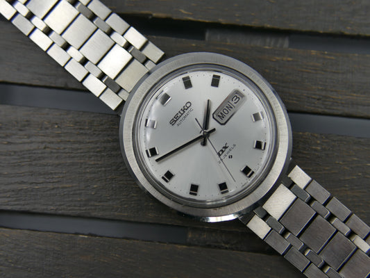 60s vintage watch mens Seiko DX 6106 - 8079 TAD Automatic day/date Steel 37mm