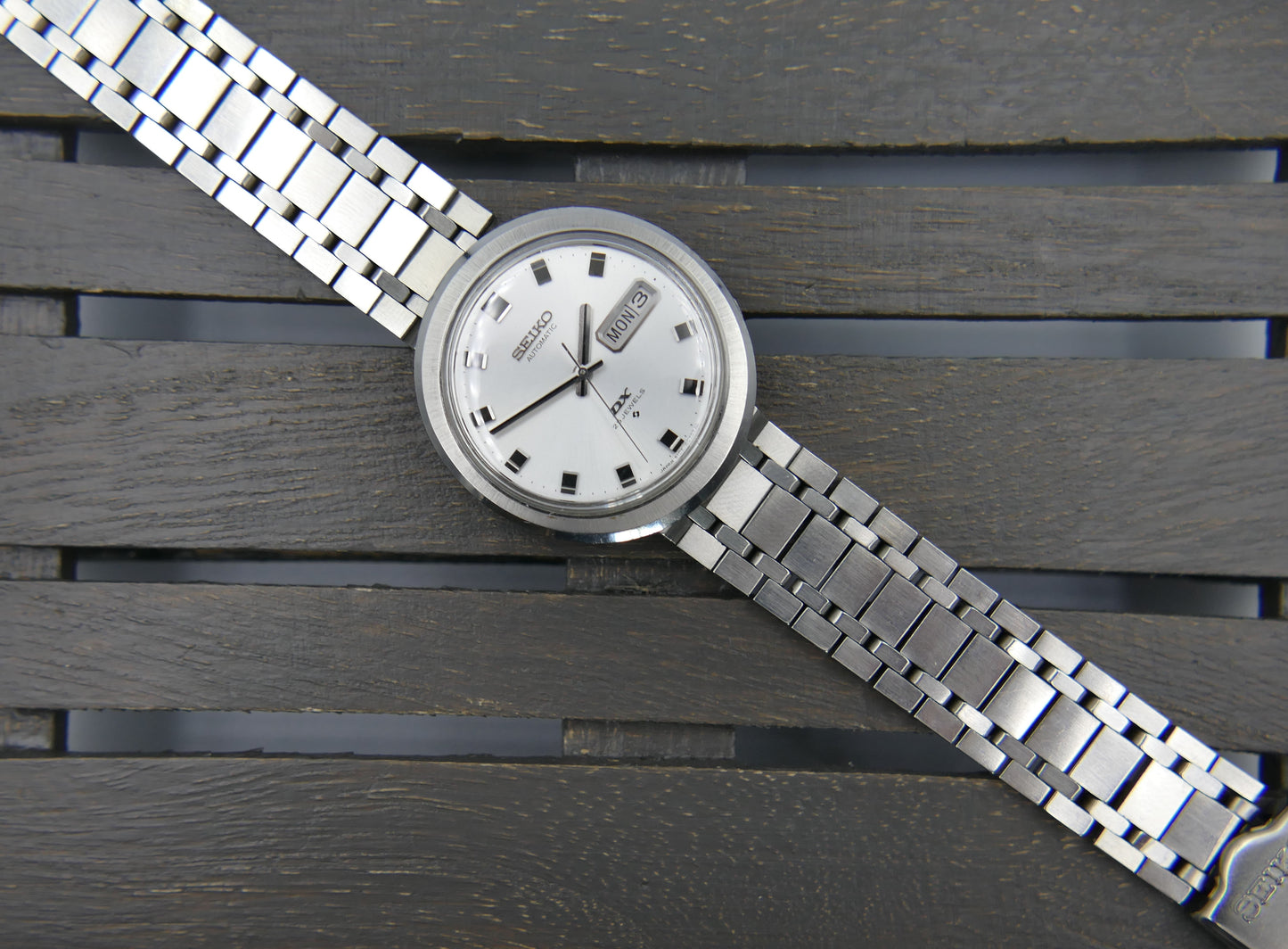 60s vintage watch mens Seiko DX 6106 - 8079 TAD Automatic day/date Steel 37mm
