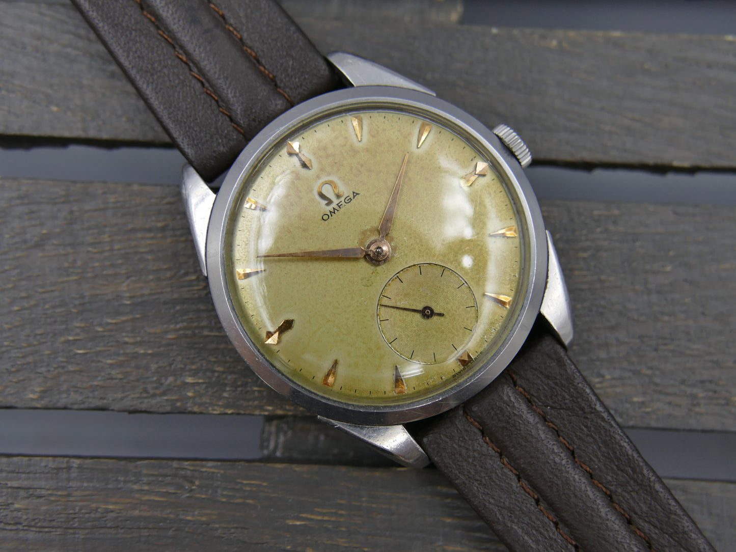 50s vintage watch mens Omega ref. 2900 -5 hand wind cal. 267
