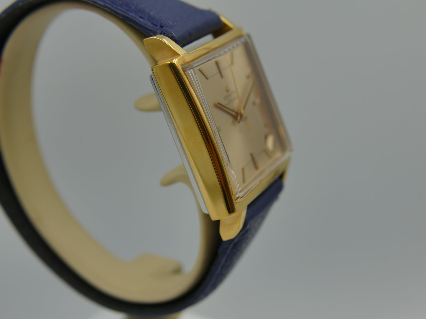 Vintage watch mens Zenith JFK square respirator automatic gold pl serviced