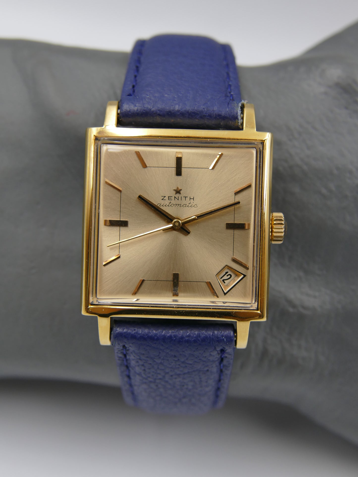 Vintage watch mens Zenith JFK square respirator automatic gold pl serviced