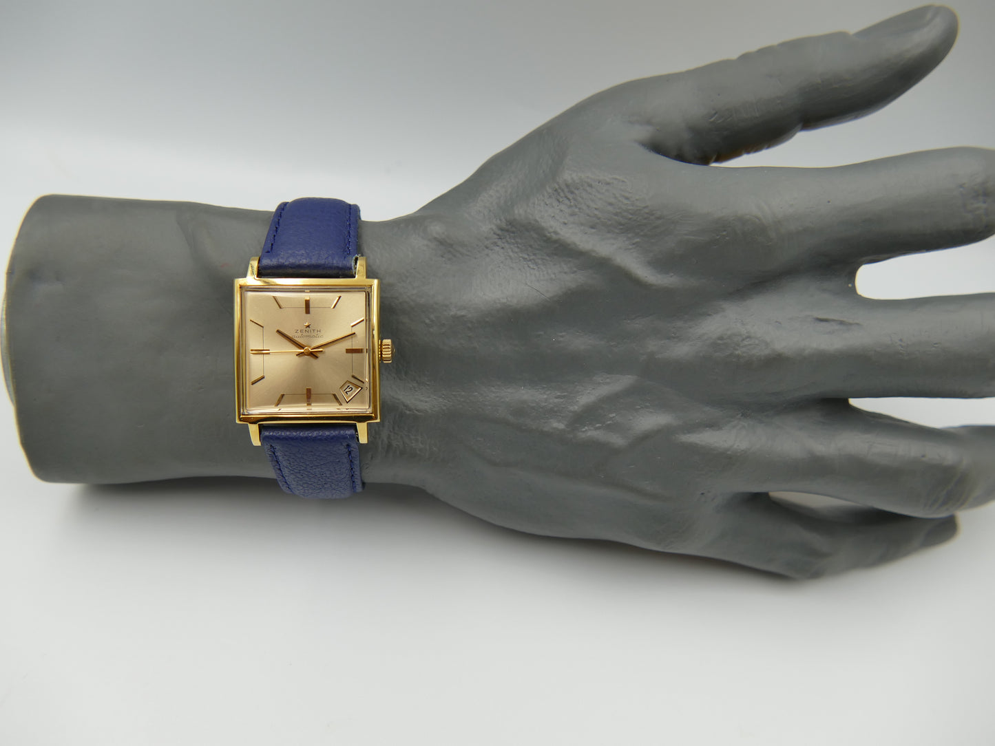 Vintage watch mens Zenith JFK square respirator automatic gold pl serviced