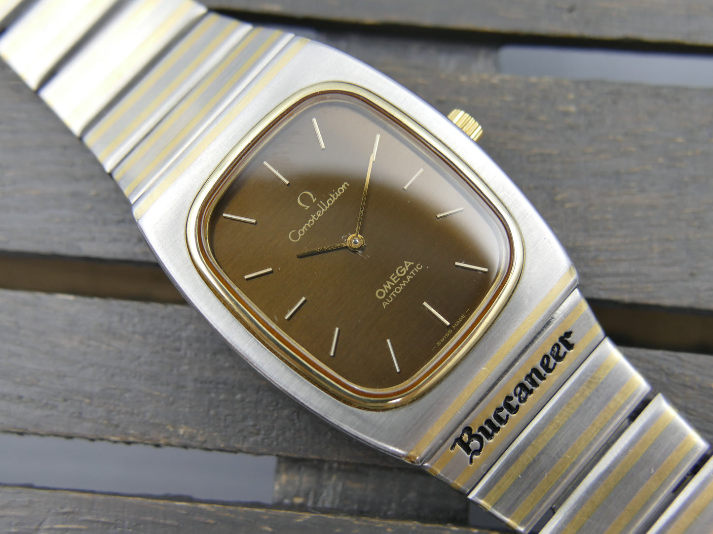 70s vintage watch mens Omega Constellation automatic cal 711 ref 155.0022 / 355.0815 chocolate Buccaneer