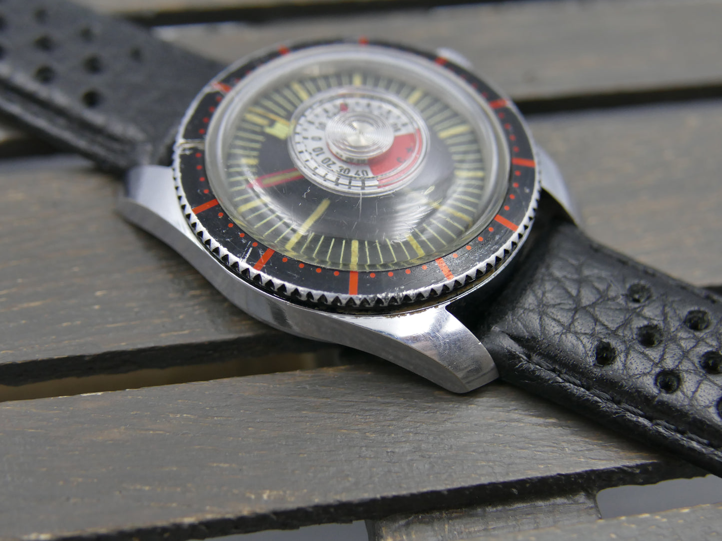 70s vintage watch mens Lip ref 42670 thermometer diver hand wind DUROWE