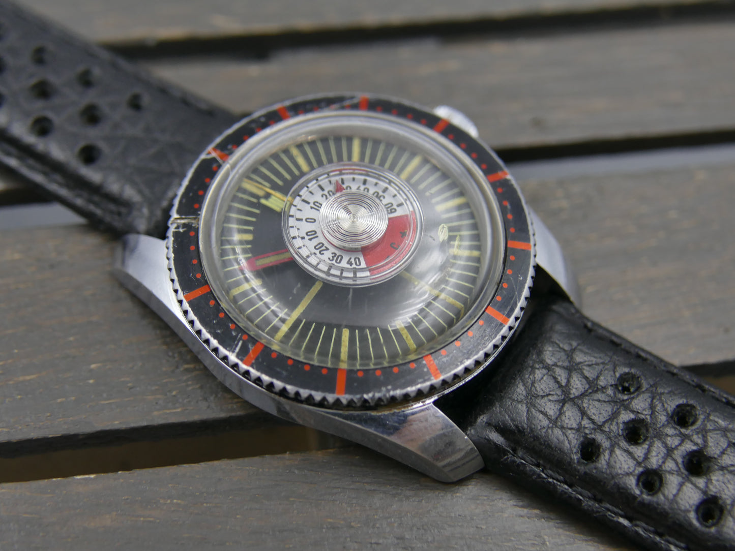 70s vintage watch mens Lip ref 42670 thermometer diver hand wind DUROWE