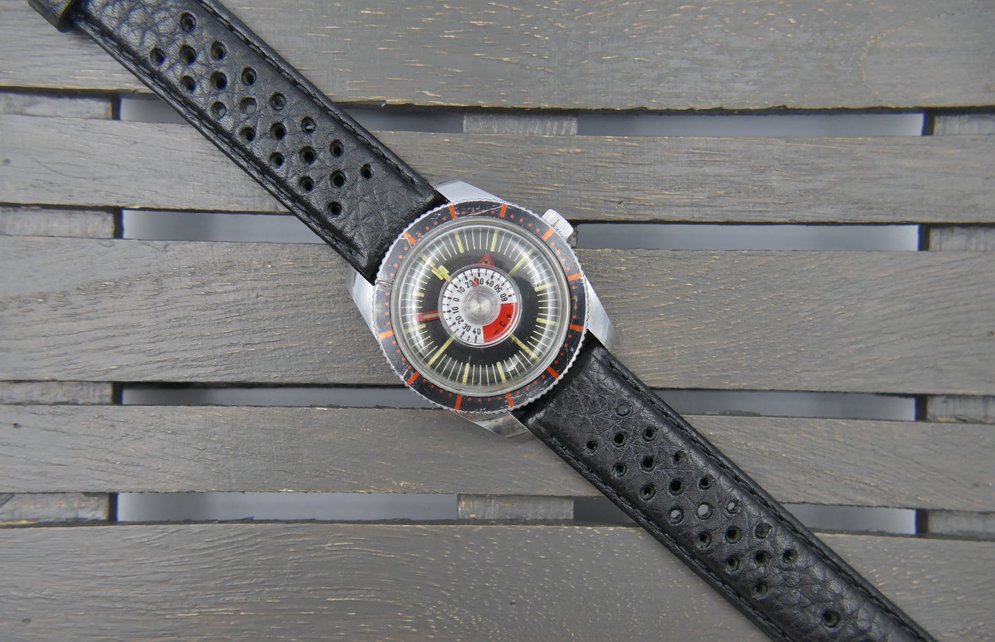 70s vintage watch mens Lip ref 42670 thermometer diver hand wind DUROWE