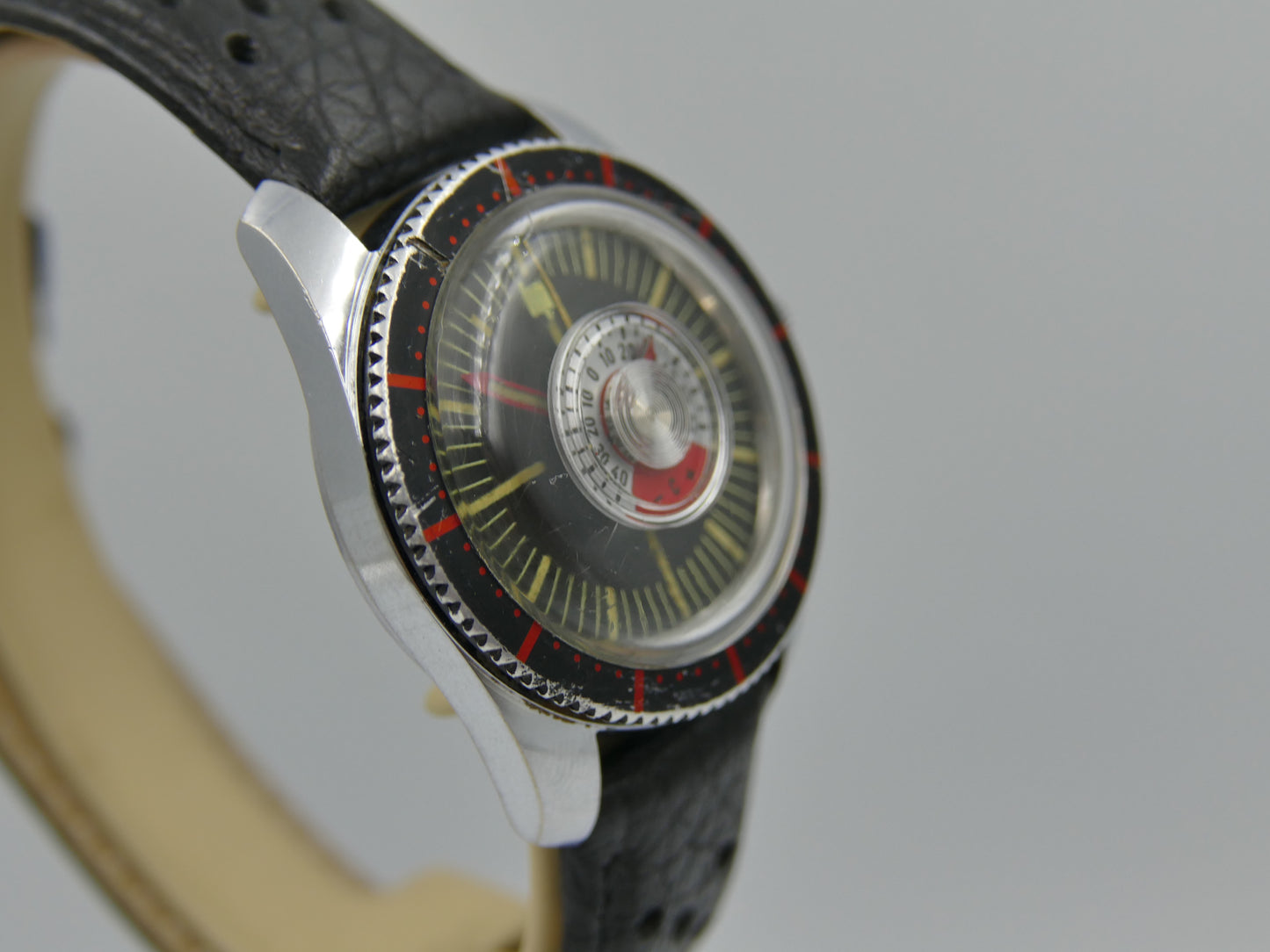 70s vintage watch mens Lip ref 42670 thermometer diver hand wind DUROWE
