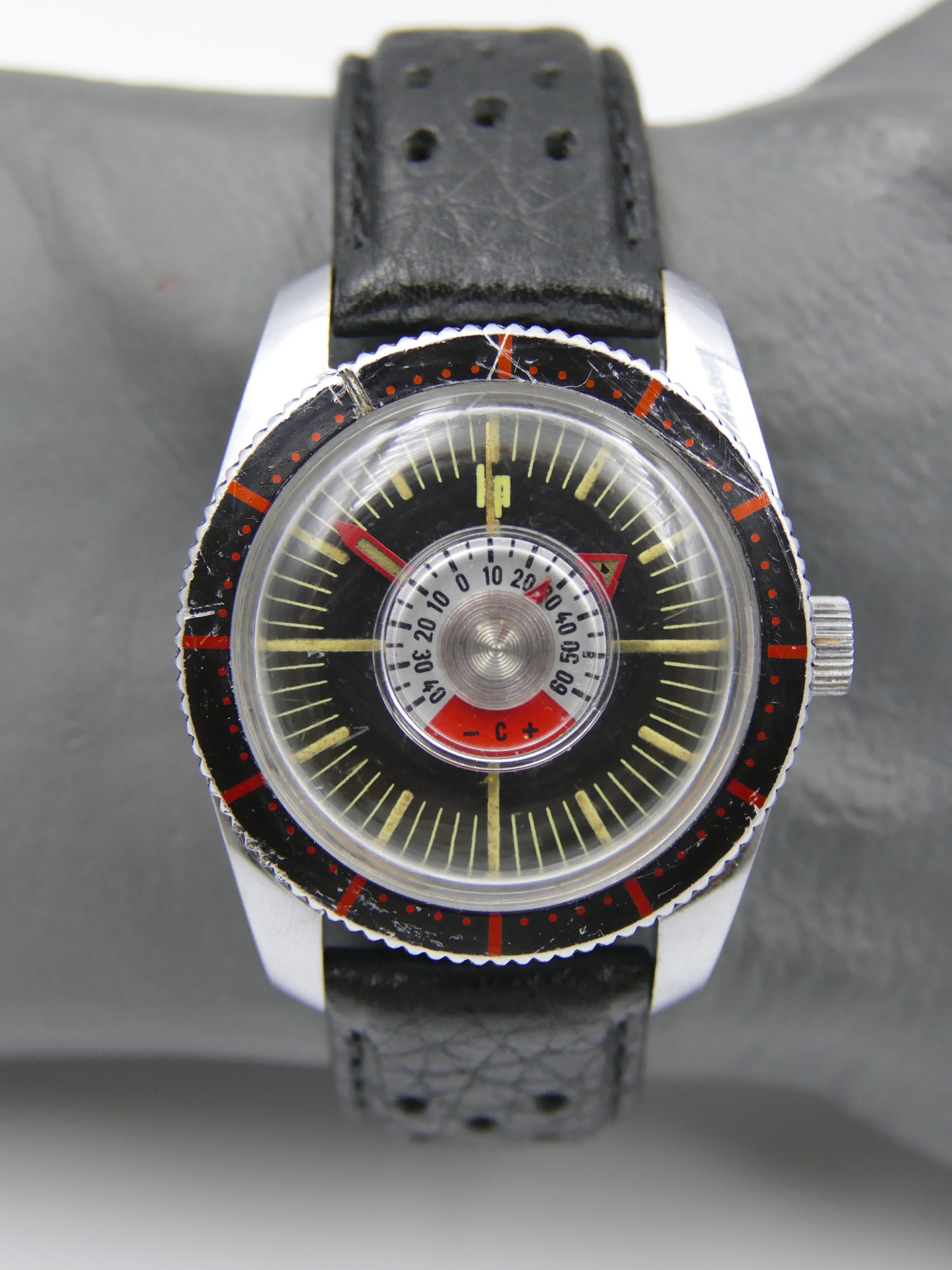 70s vintage watch mens Lip ref 42670 thermometer diver hand wind DUROWE