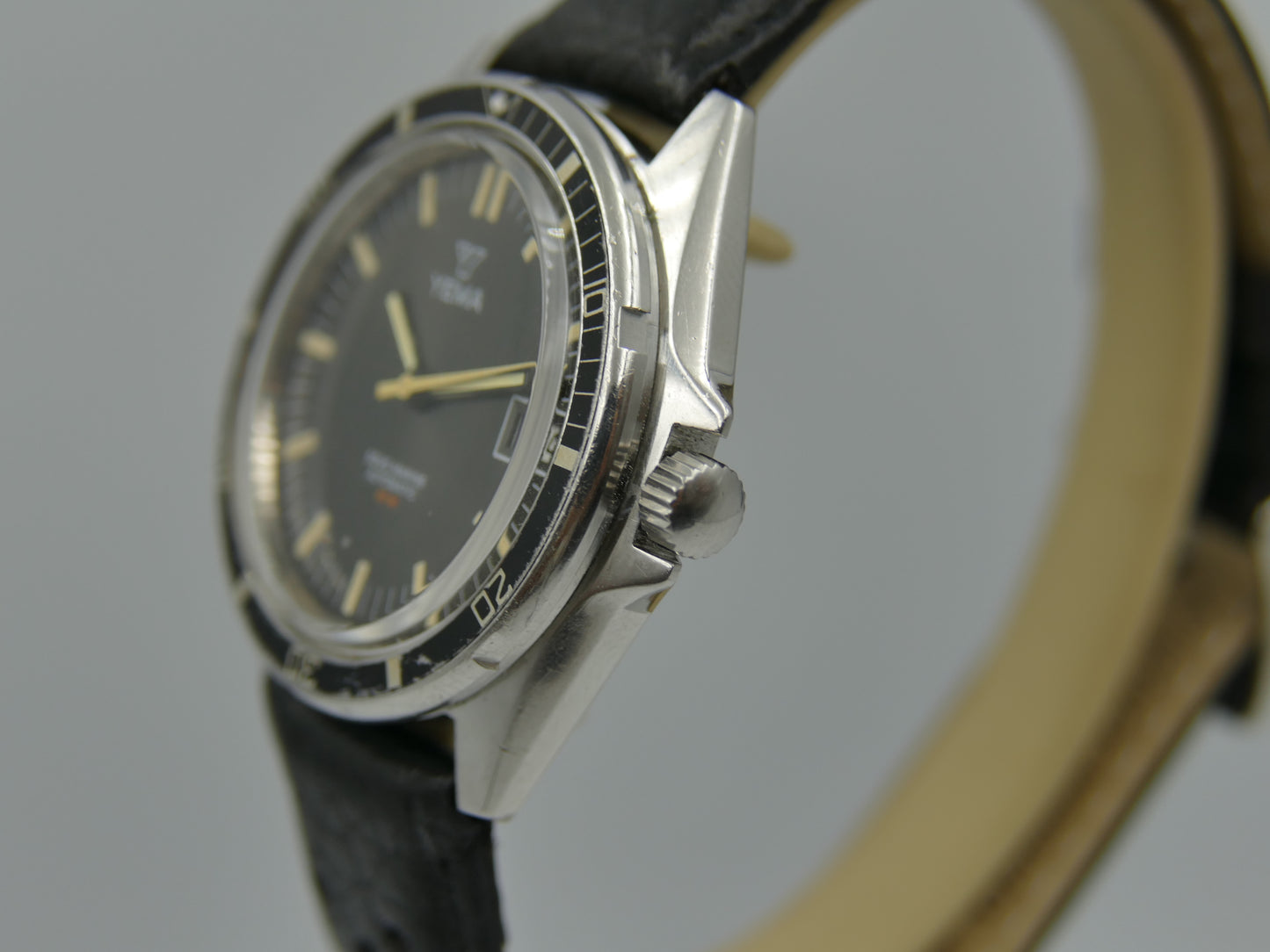 60s vintage watch mens Yema ref. 55 002 1 Sous marine diver plongee 40M automatic FE 4611A