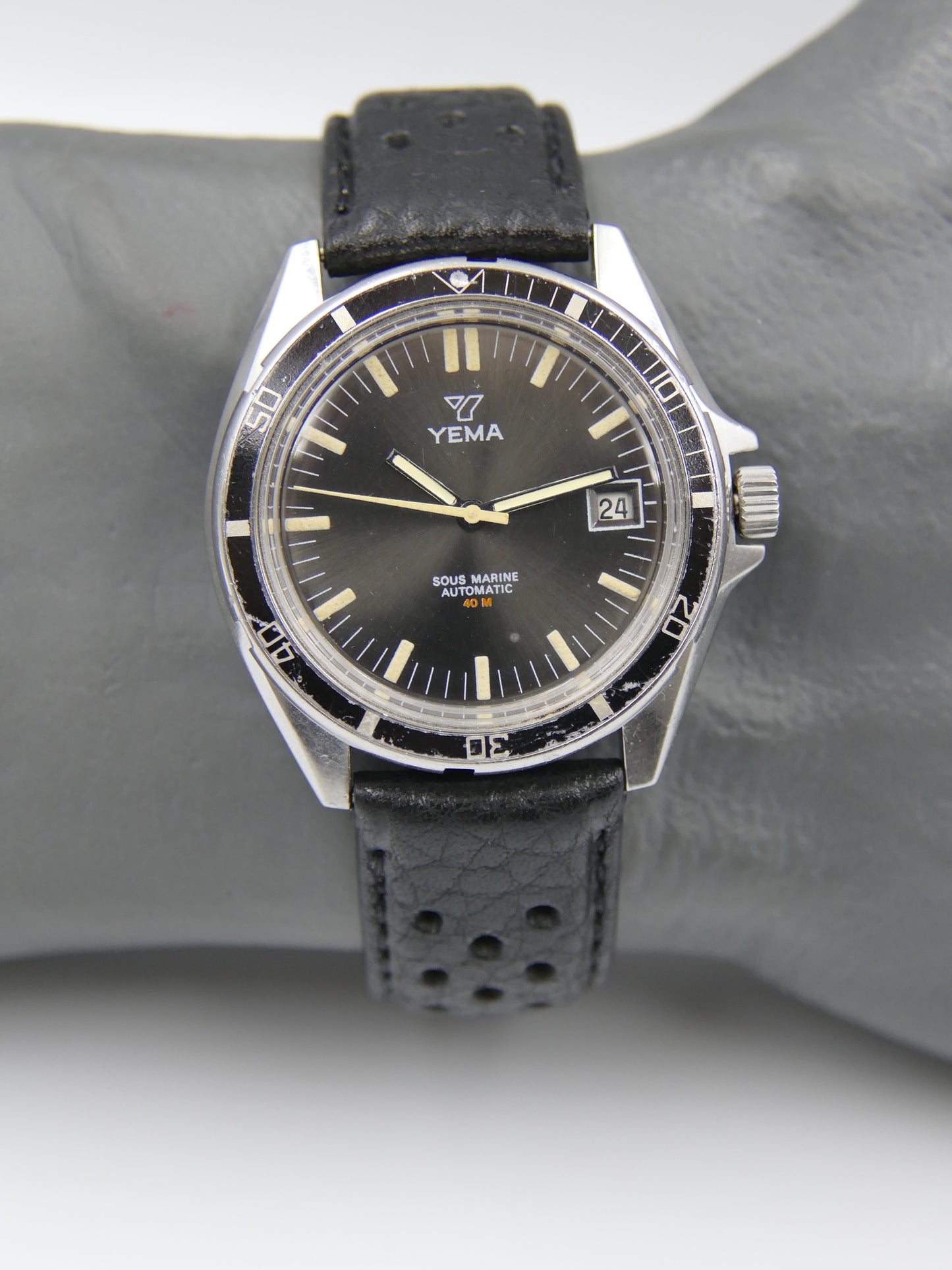 60s vintage watch mens Yema ref. 55 002 1 Sous marine diver plongee 40M automatic FE 4611A