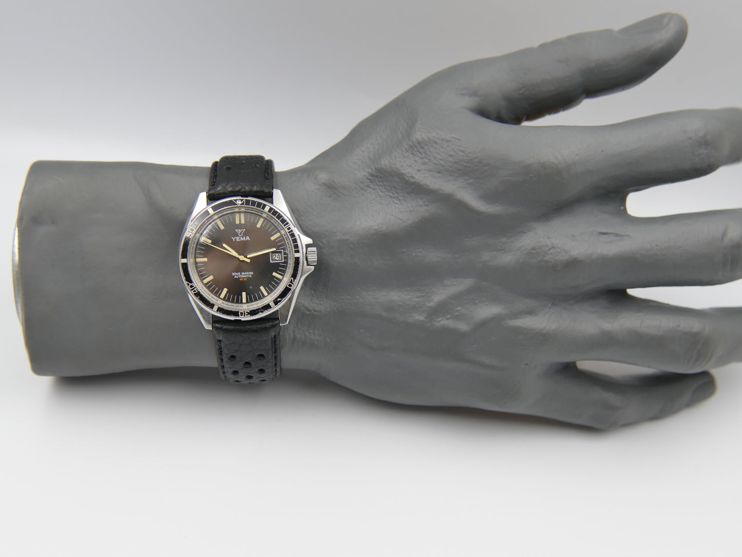 60s vintage watch mens Yema ref. 55 002 1 Sous marine diver plongee 40M automatic FE 4611A