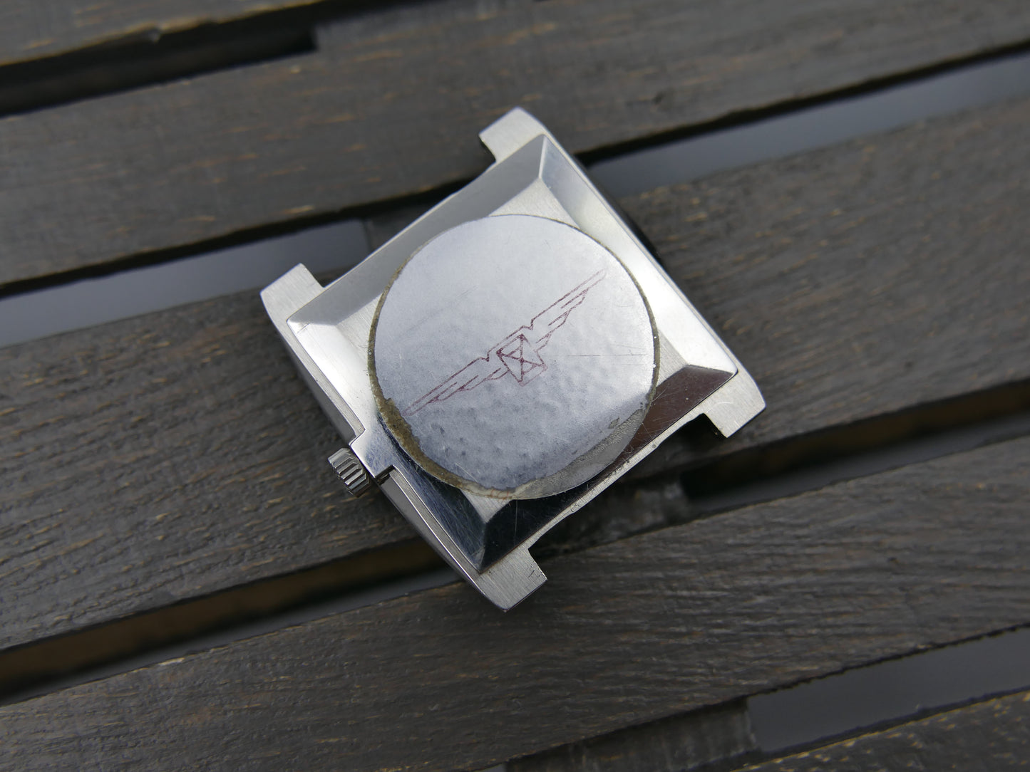 70s vintage watch mens dress Longines Conquest Cross-Hair Square hand wind L847.3 NOS w/box