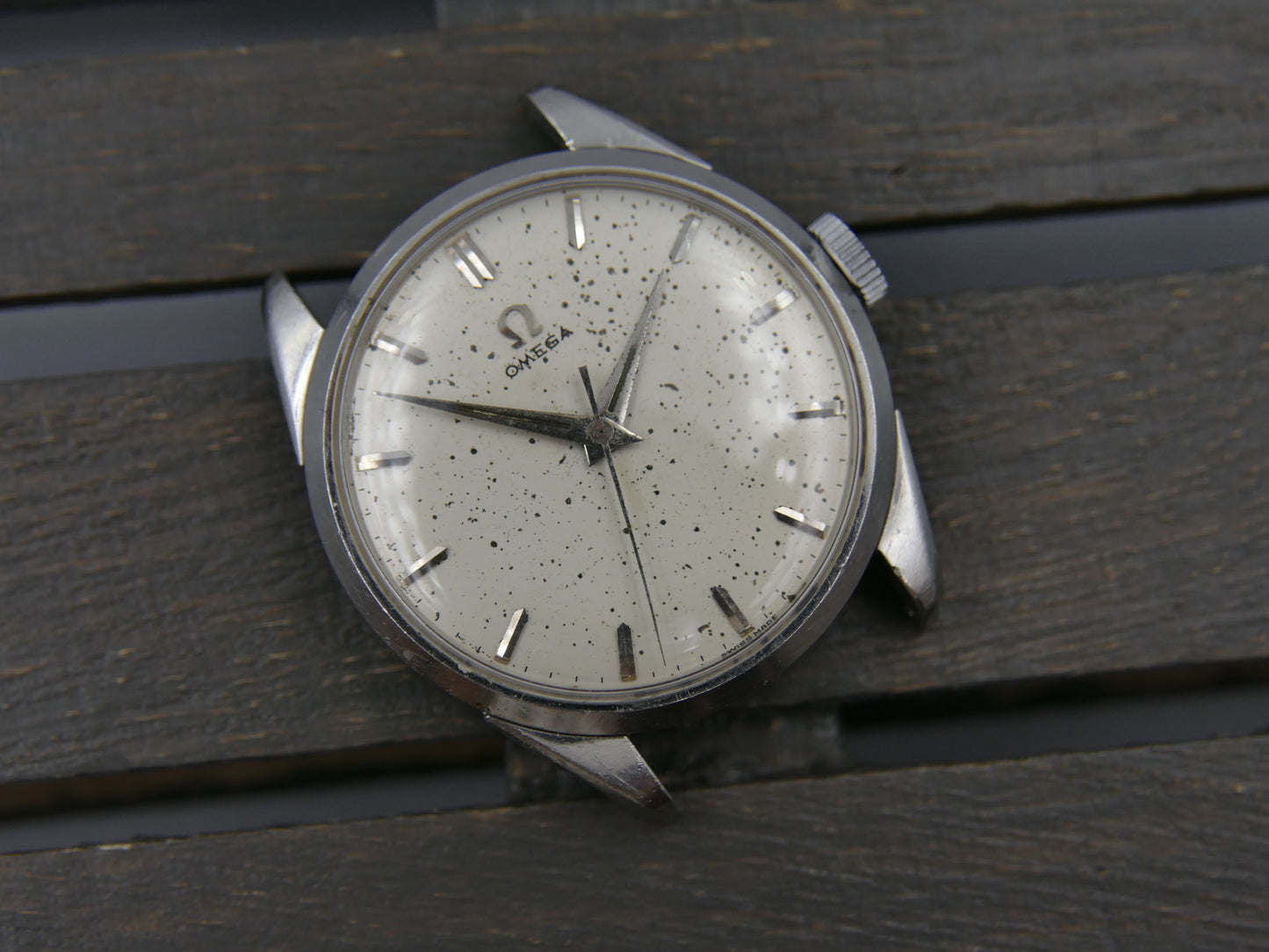 50s vintage watch mens Omega ref 2910 3 SC hand wind cal 284 serviced