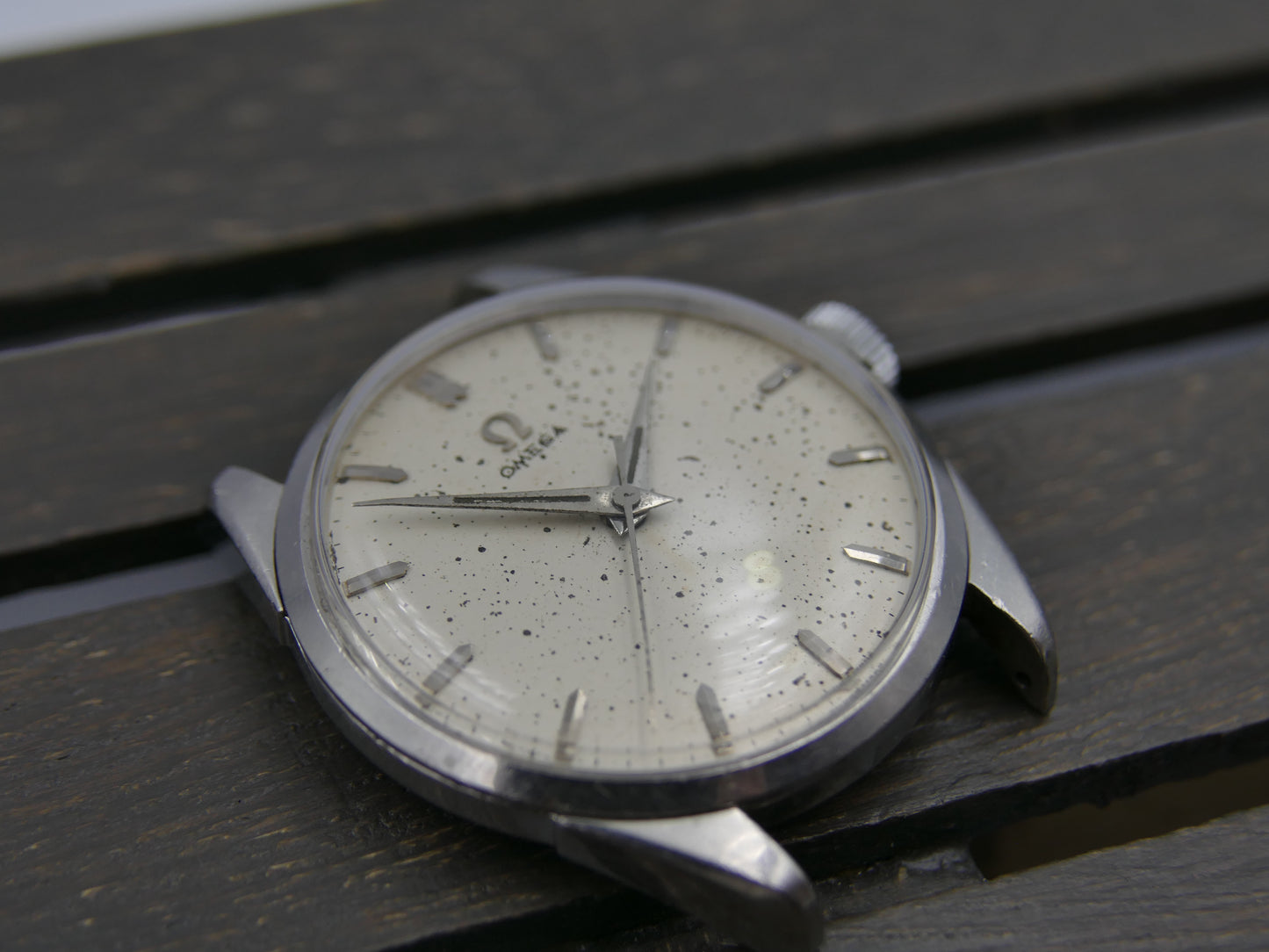 50s vintage watch mens Omega ref 2910 3 SC hand wind cal 284 serviced