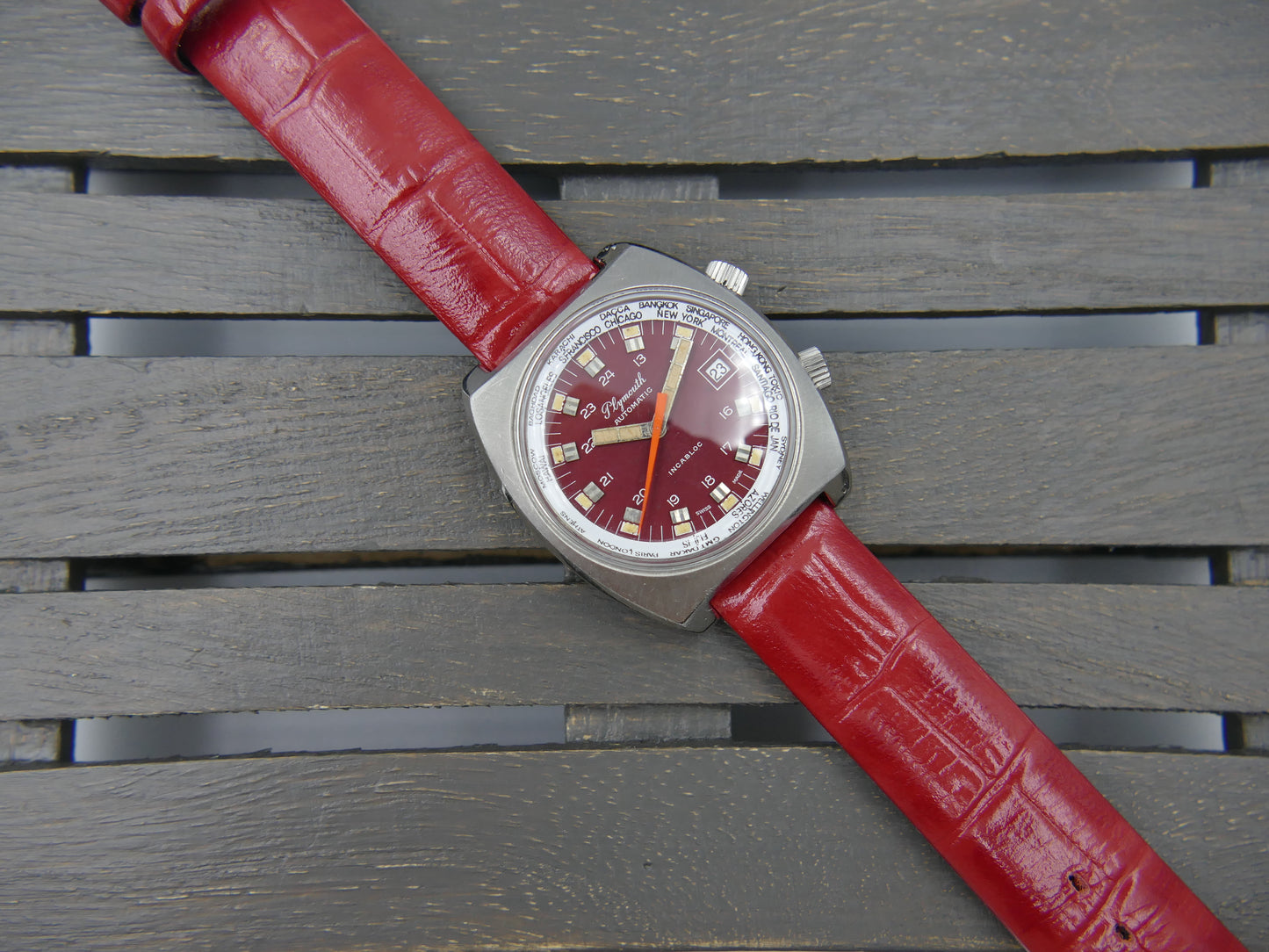 70s vintage watch mens Plymouth World Time Automatic Eta 2783 burgundy dial