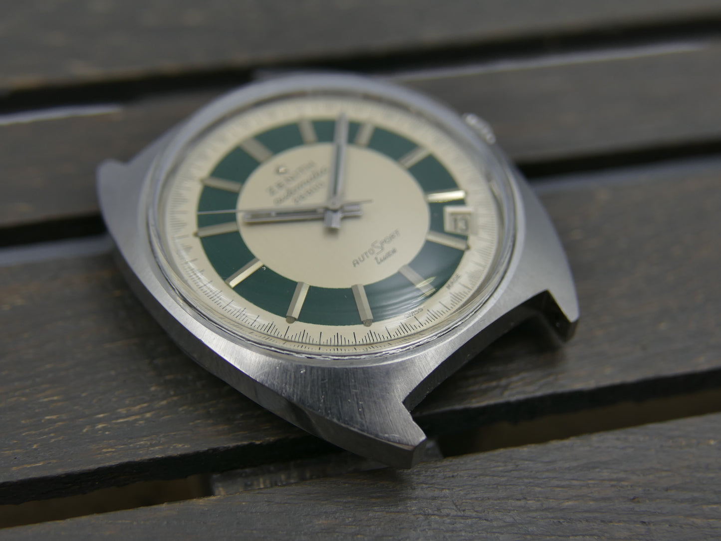 70s vintage watch mens Zenith automatic 28800 AutoSport luxe cal 2562 green