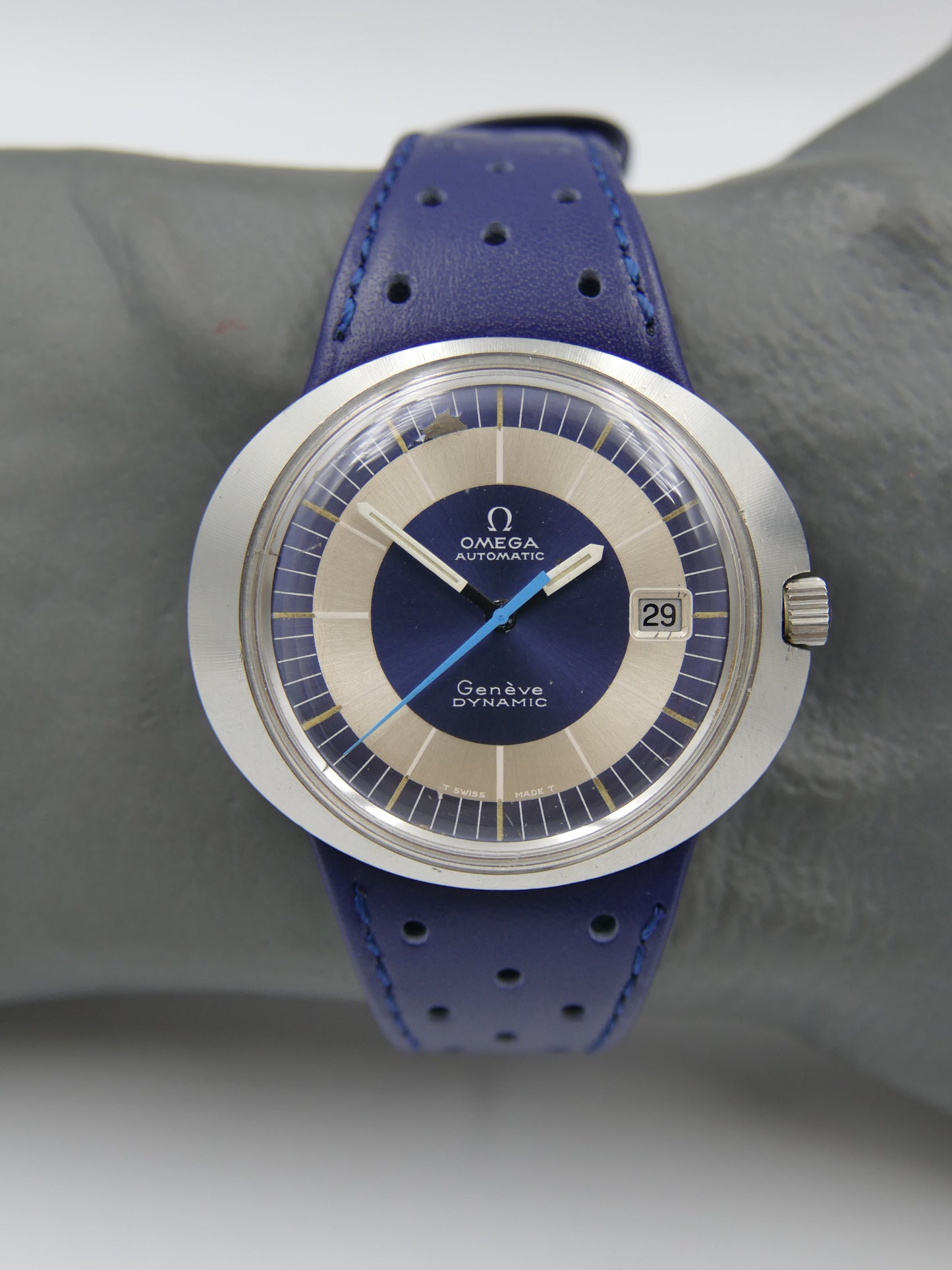 70s vintage watch mens Omega geneve dynamic ref 166.039 automatic cal 565 serviced