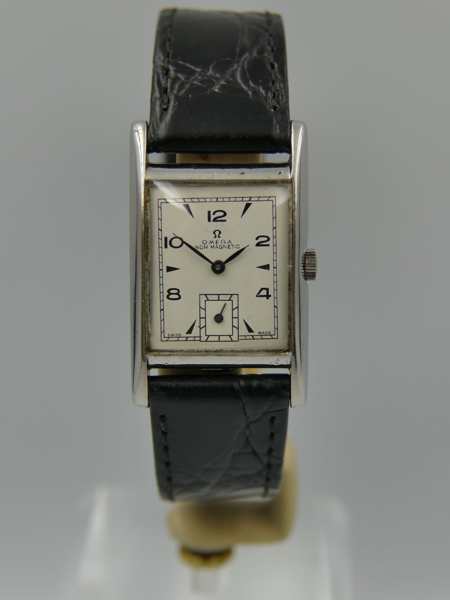 40s vintage watch mens Omega Ref 3879 /1 hand wind Cal. R17.8