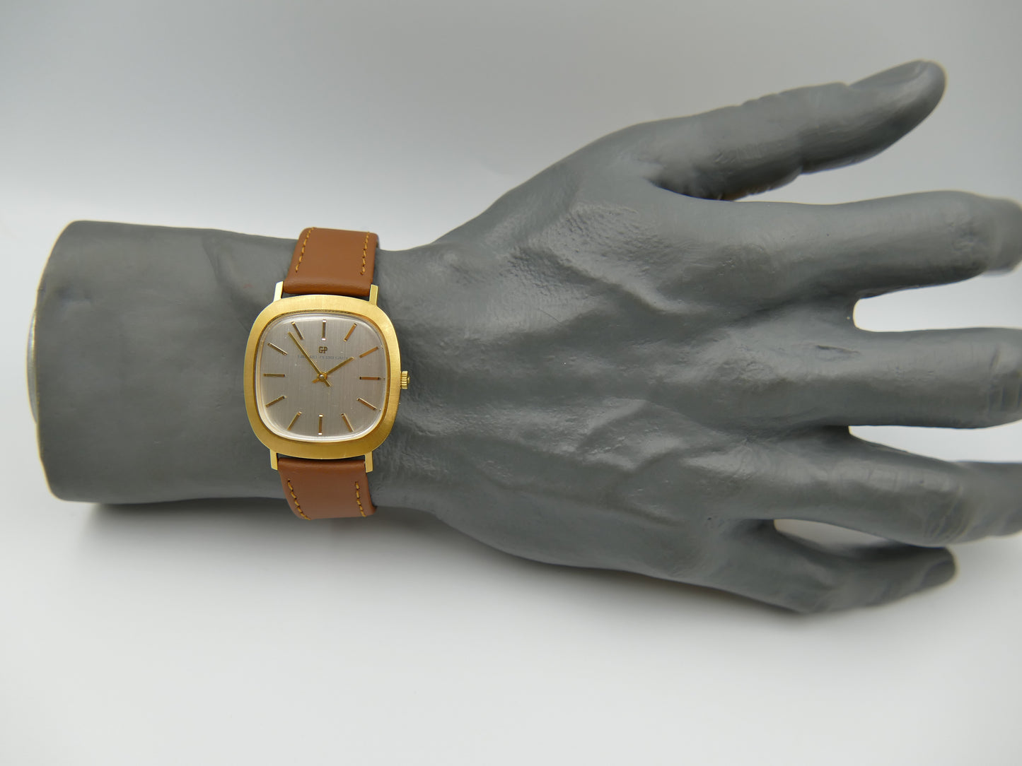 60s vintage watch mens Girard Perregaux ref 9692 PF hand wind 091-797 TV mint