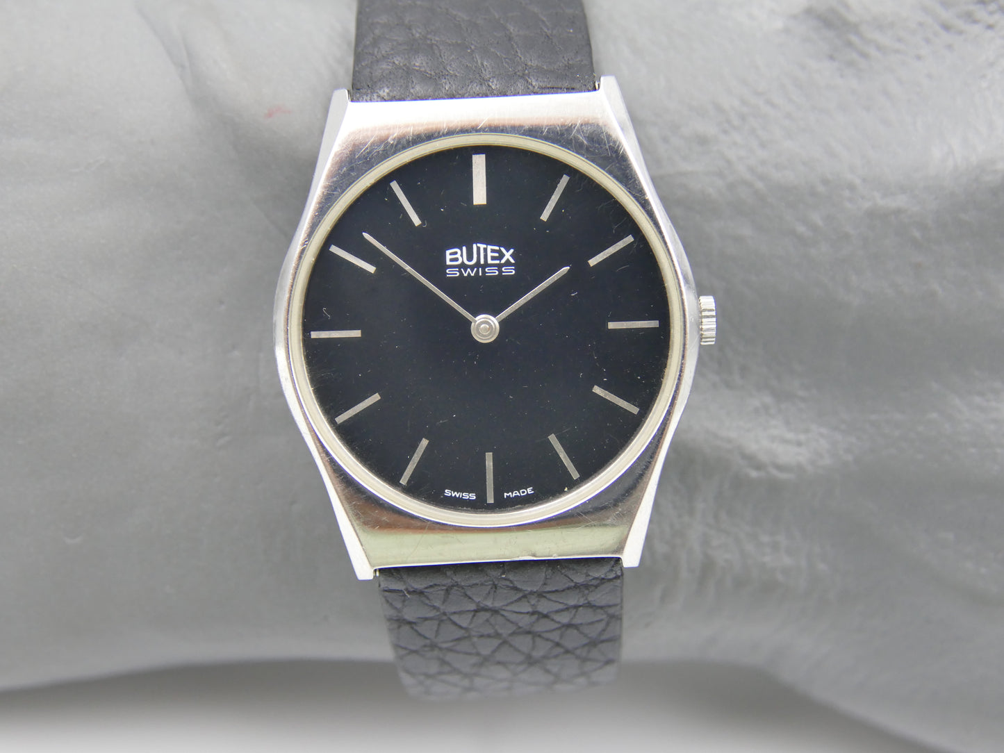 80s vintage watch dress mens Butex BWC swiss hand wind Peseux 7001 slim thin