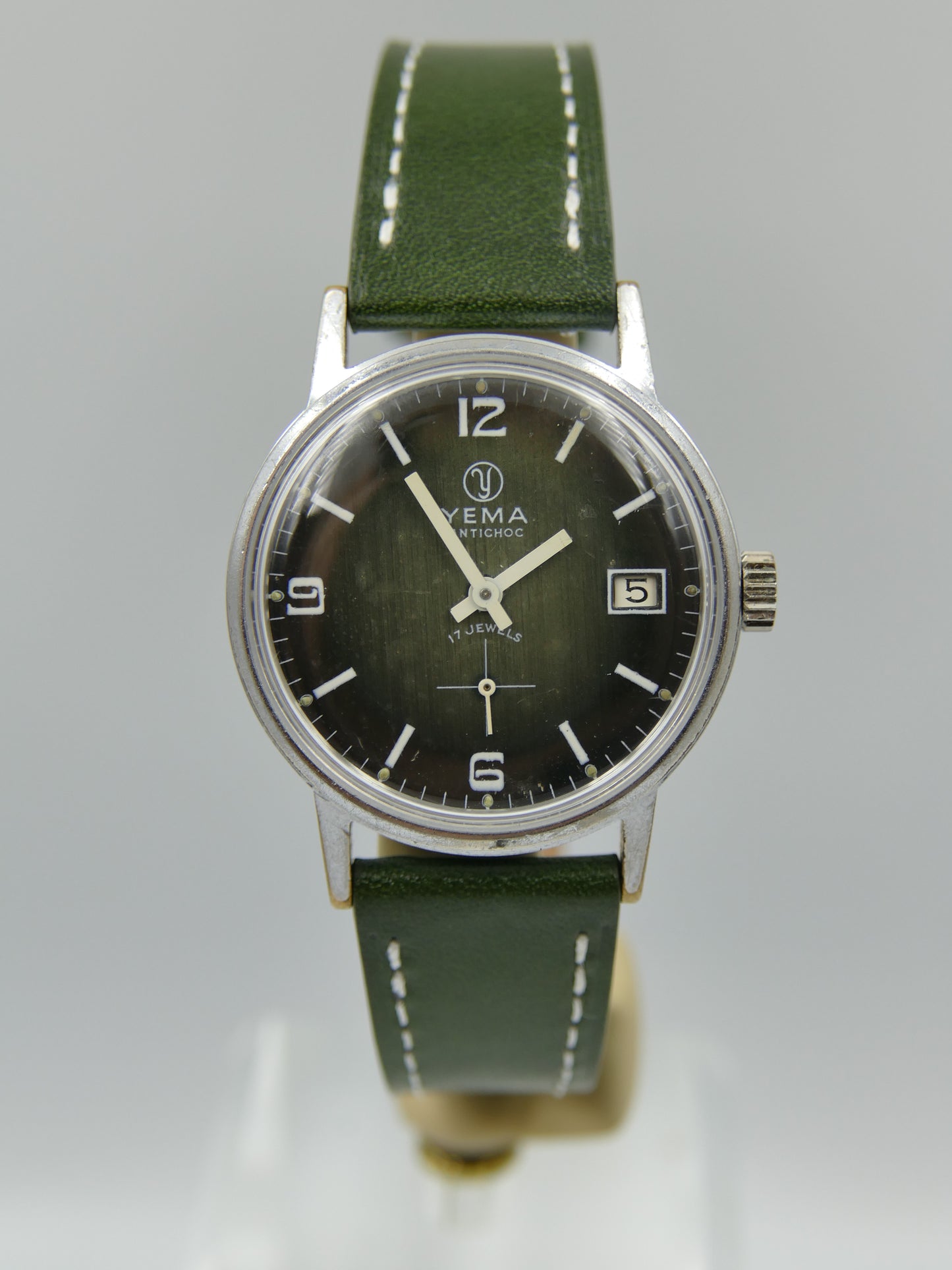 70s vintage watch mens Yema green hand wind Cupillard 233-69