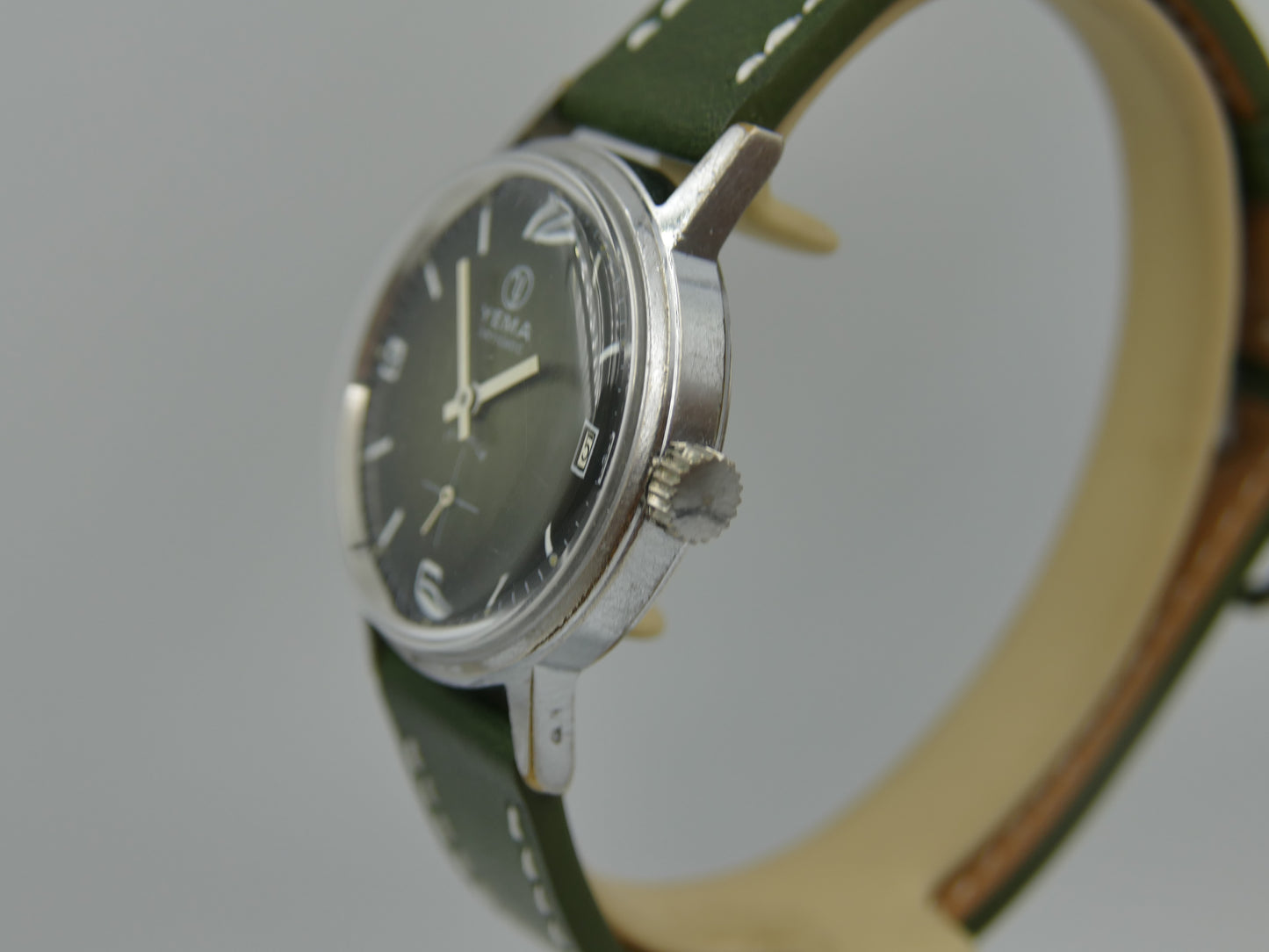 70s vintage watch mens Yema green hand wind Cupillard 233-69
