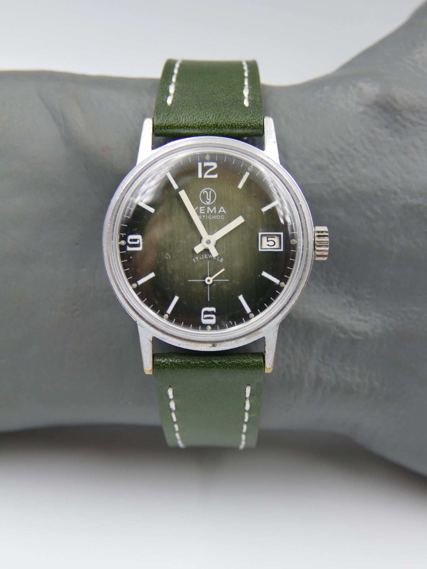 70s vintage watch mens Yema green hand wind Cupillard 233-69