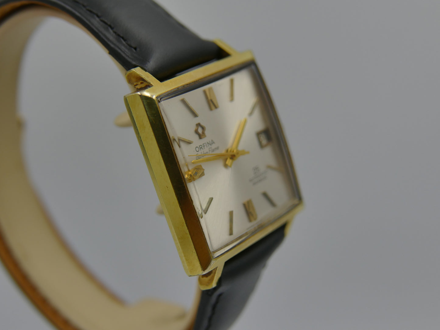 Vintage watch mens dress Orfina Golden Flame Automatic 25 Jewels Square MOD 6320