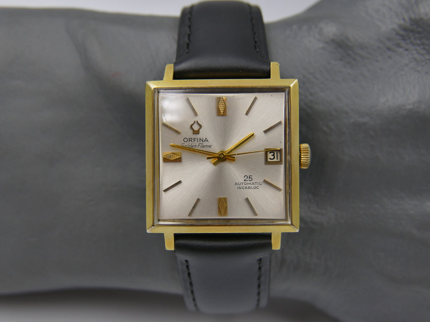 Vintage watch mens dress Orfina Golden Flame Automatic 25 Jewels Square MOD 6320