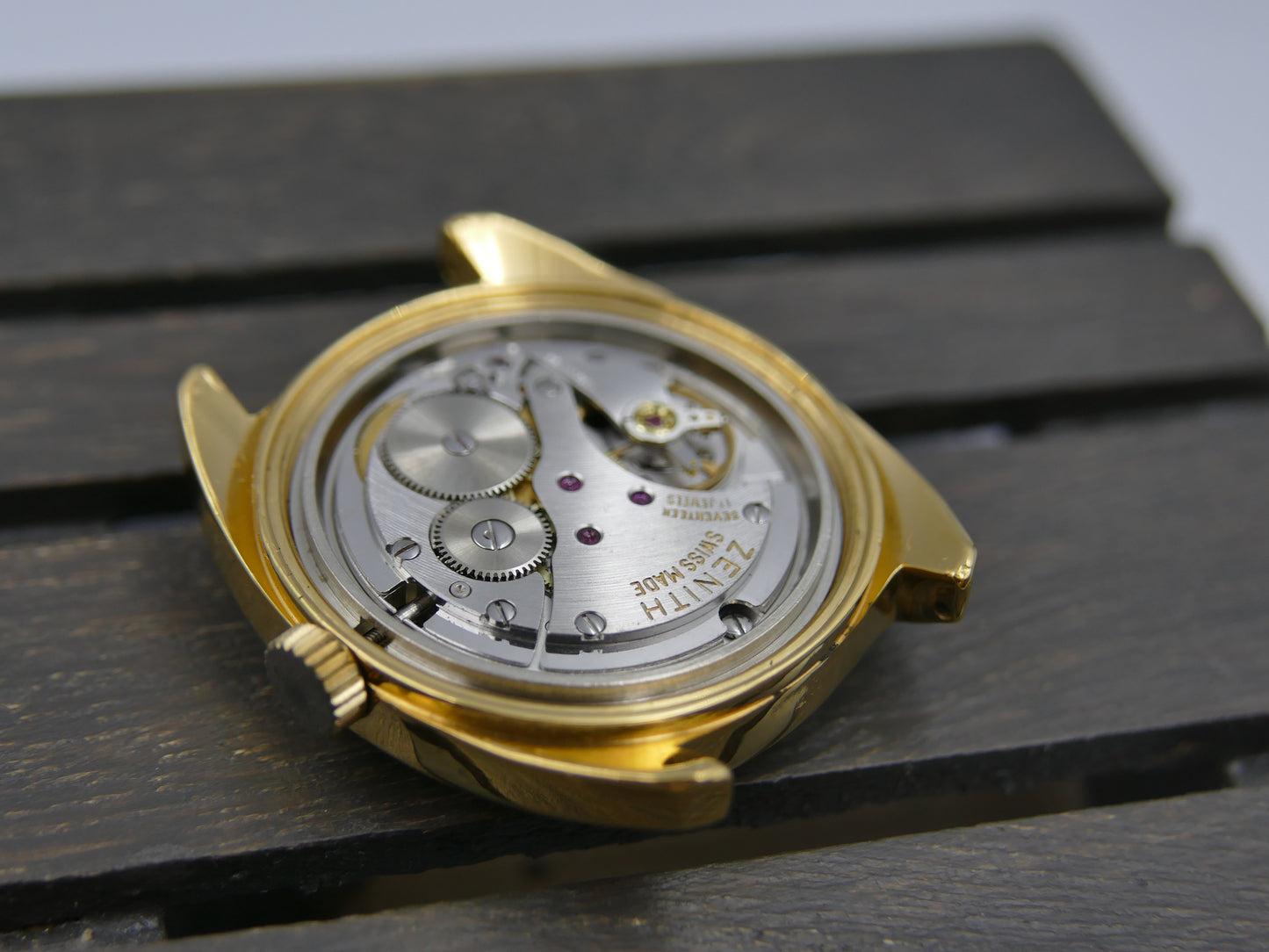 70s vintage watch mens ZENITH Surf 20.1290.360 hand wind cal 2572 serviced