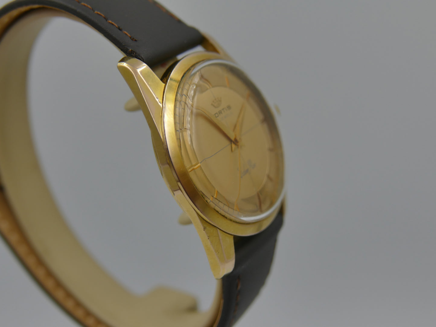 60s vintage watch mens Fortis Eden Roc ref 2262 ETA 2390 Crosshair Dial golden
