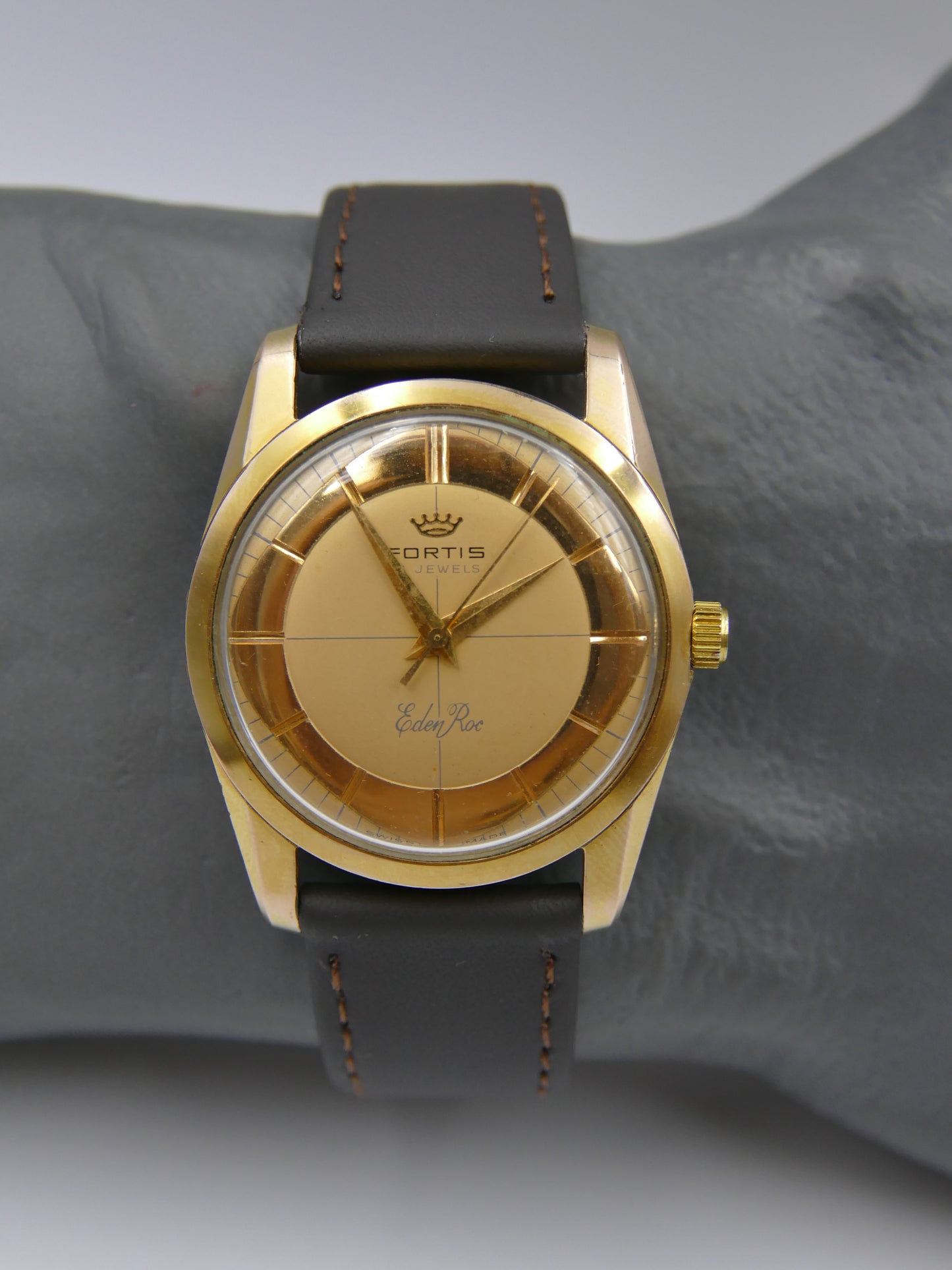 60s vintage watch mens Fortis Eden Roc ref 2262 ETA 2390 Crosshair Dial golden